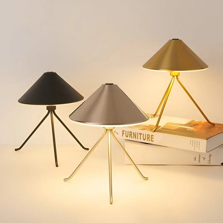 Eleganza Luxe Table Lamp – USB Rechargeable LED Lighting with Chic Design in Black, Gold and Silver Kalsten
