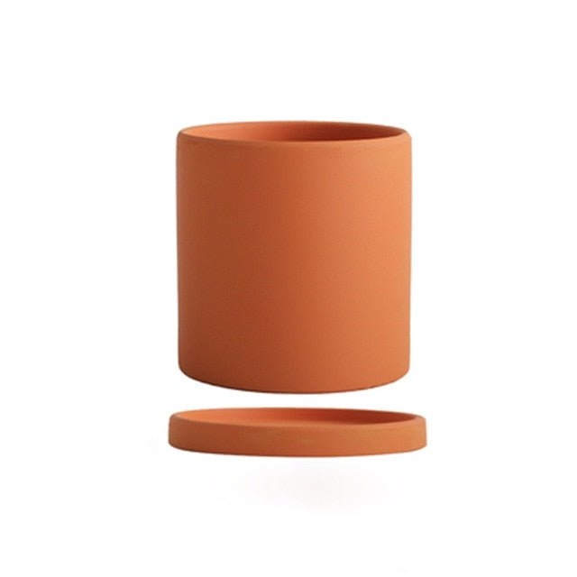 Kalsten | Elegant flowerpot made of ceramic with saucer