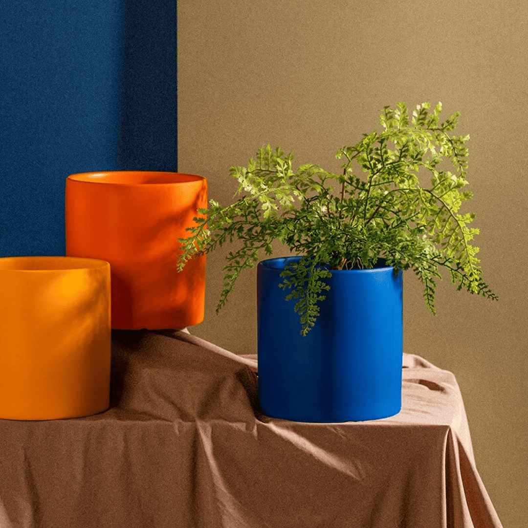 Kalsten | Elegant flowerpot made of ceramic with saucer