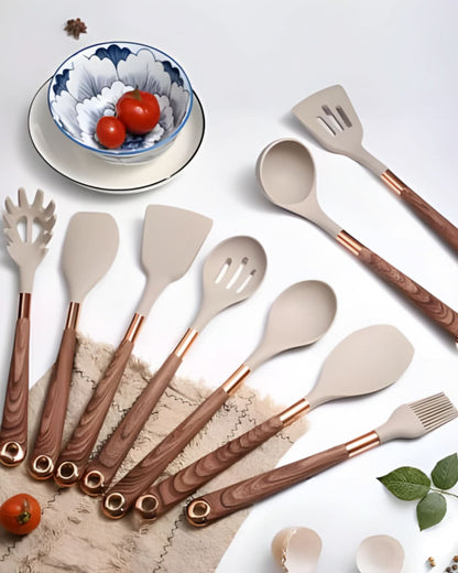 Skanto | Elegant Silicone Utensil Set with Wood-Design Handles