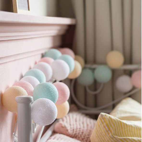 Cheerful Cotton Light Ball Garland - LumiBall | Kalsten