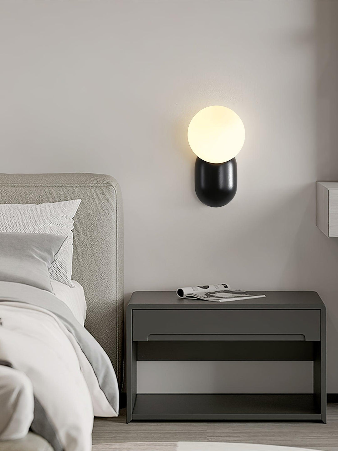 ChicGlow Resin Wall Lamp – Elegance and Energy Efficiency in One Kalsten