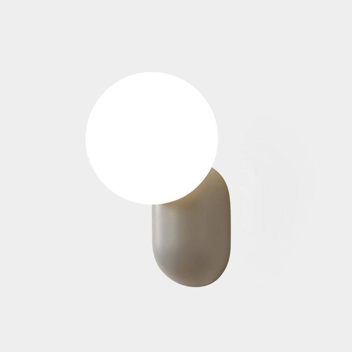 ChicGlow Resin Wall Lamp – Elegance and Energy Efficiency in One Kalsten