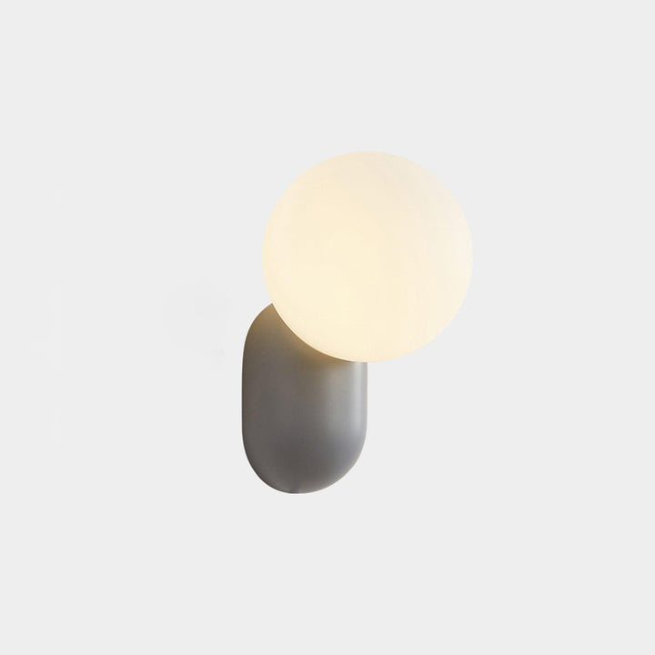 ChicGlow Resin Wall Lamp – Elegance and Energy Efficiency in One Kalsten