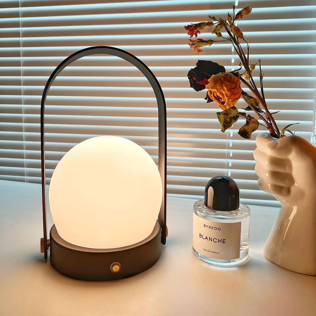 Carrie Built-in Battery Desk lamp Table Lamp | Kalsten