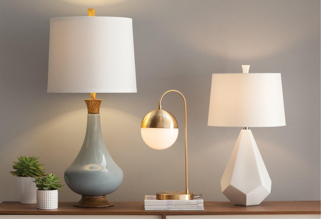 Cedar Moss Table Lamp | Kalsten