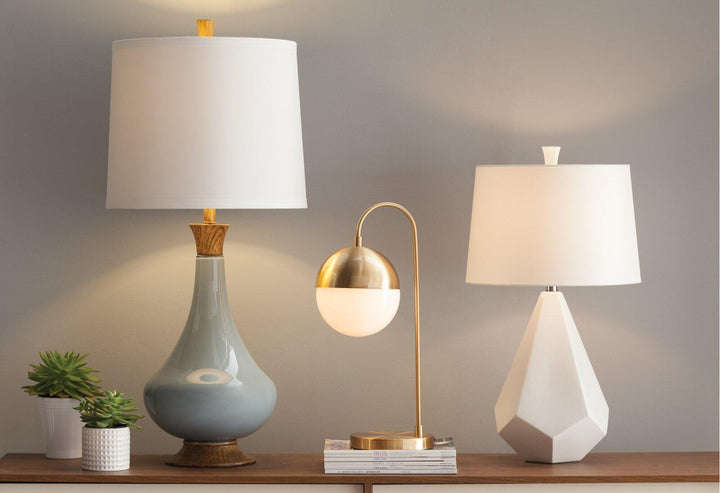 Cedar Moss Table Lamp | Kalsten