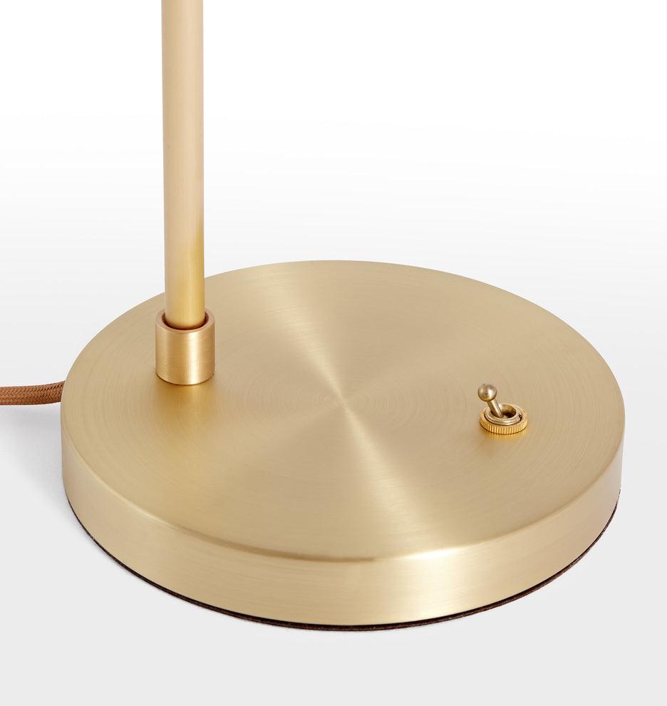 Cedar Moss Table Lamp | Kalsten