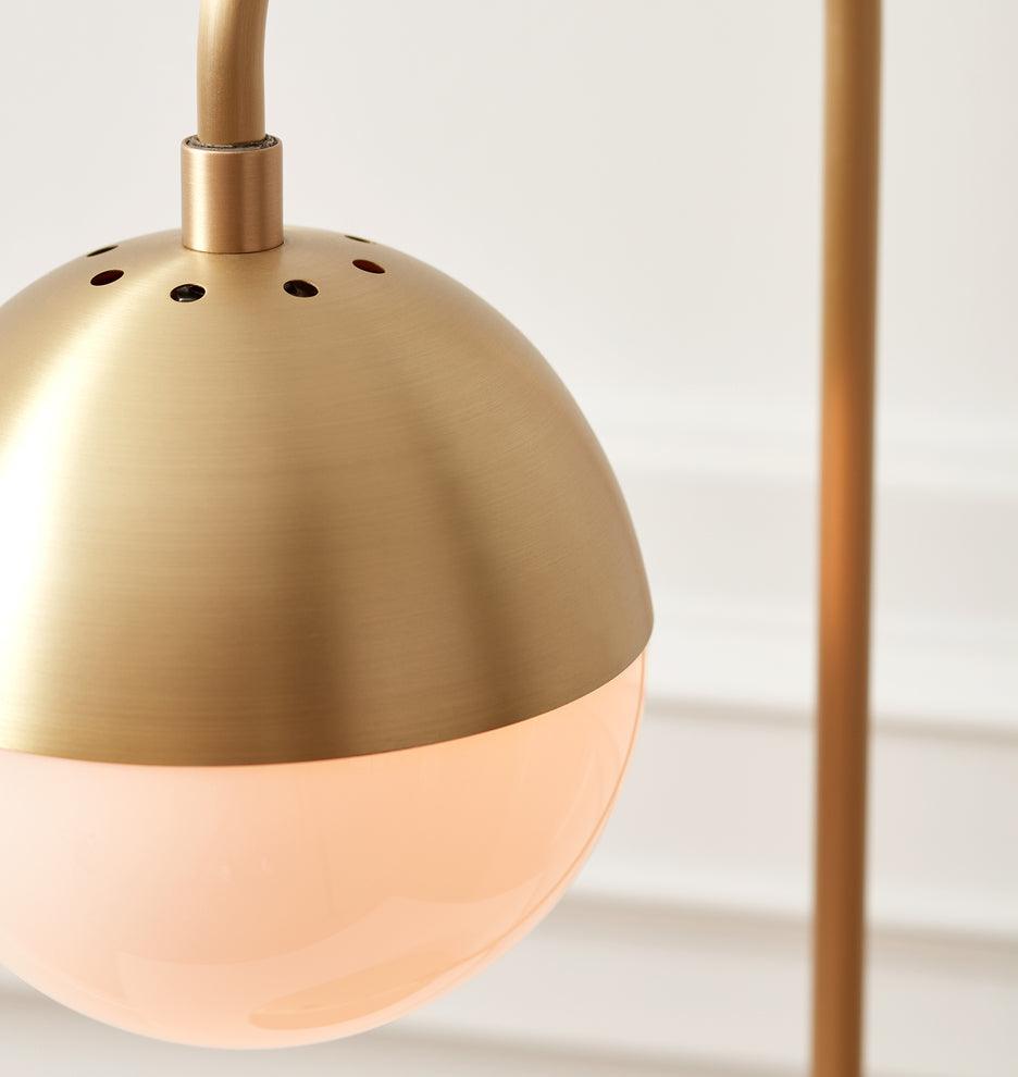 Cedar Moss Table Lamp | Kalsten