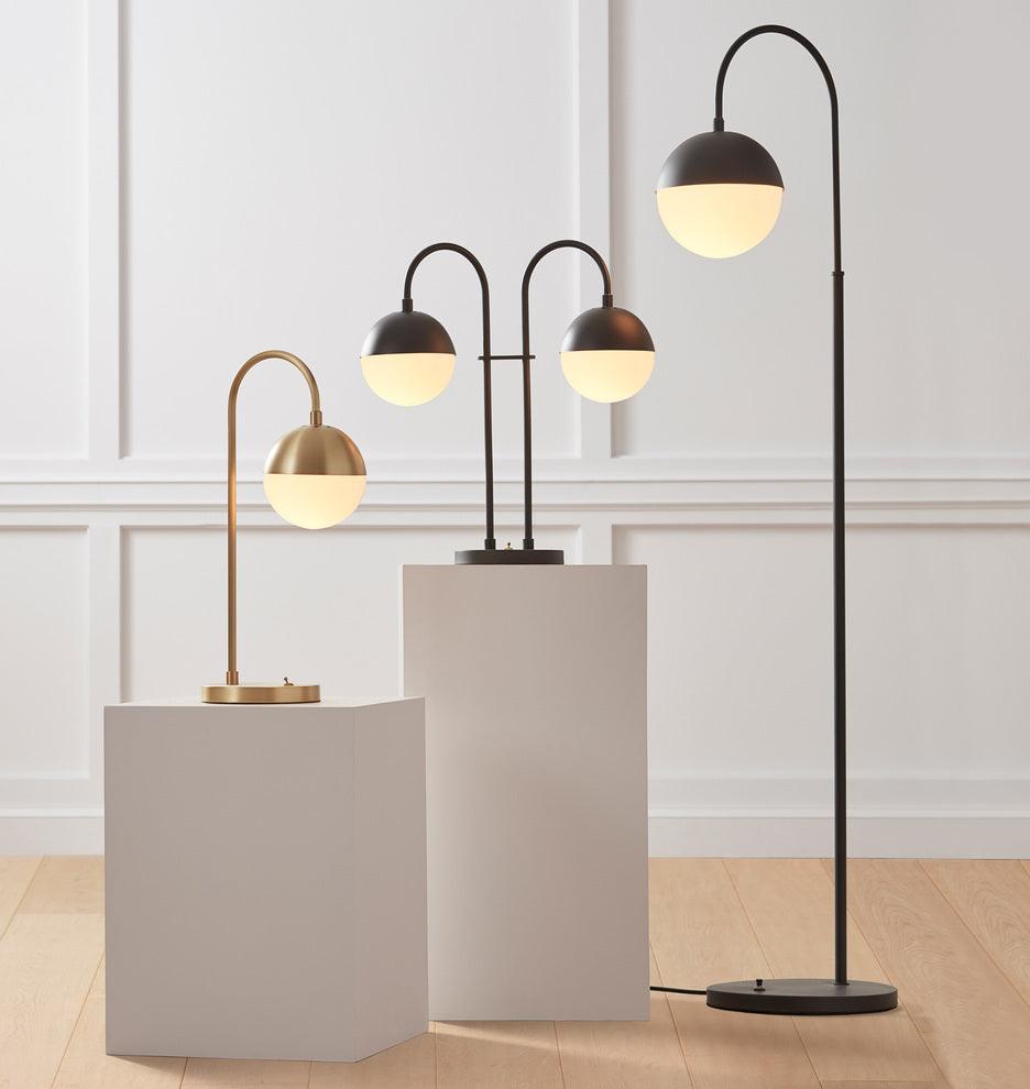 Cedar Moss Table Lamp | Kalsten