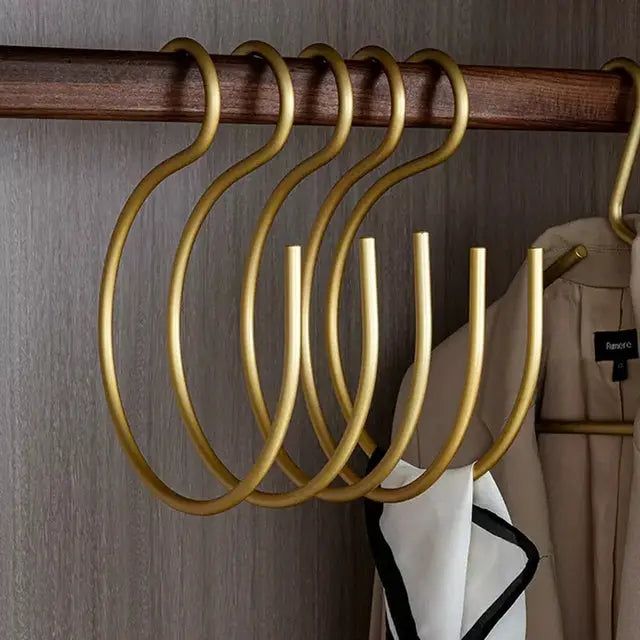 HangStruct – S-shaped metal clothing hangers (set of 5) for space saving | Kalsten