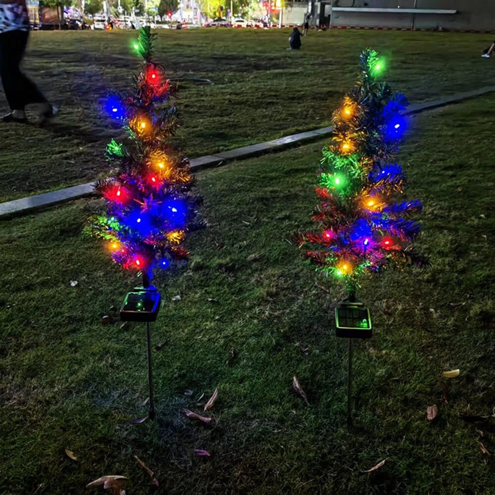 Christmas tree solar garden light | Kalsten