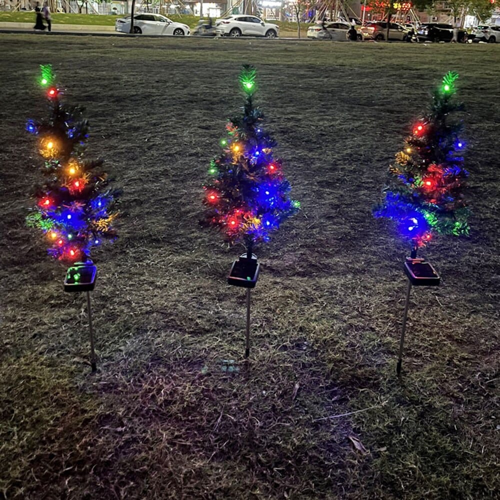 Christmas tree solar garden light | Kalsten