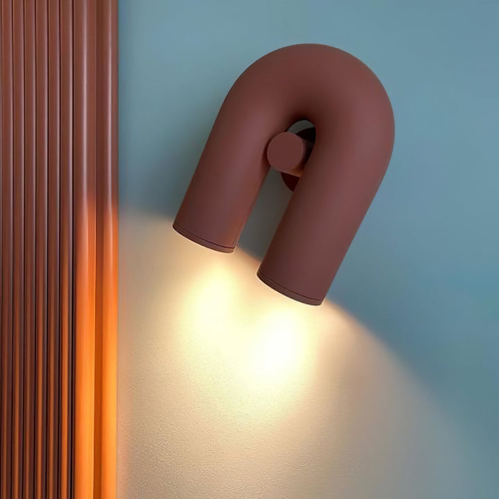 Circus Magic - Playful lighting with U-shaped modules | Kalsten