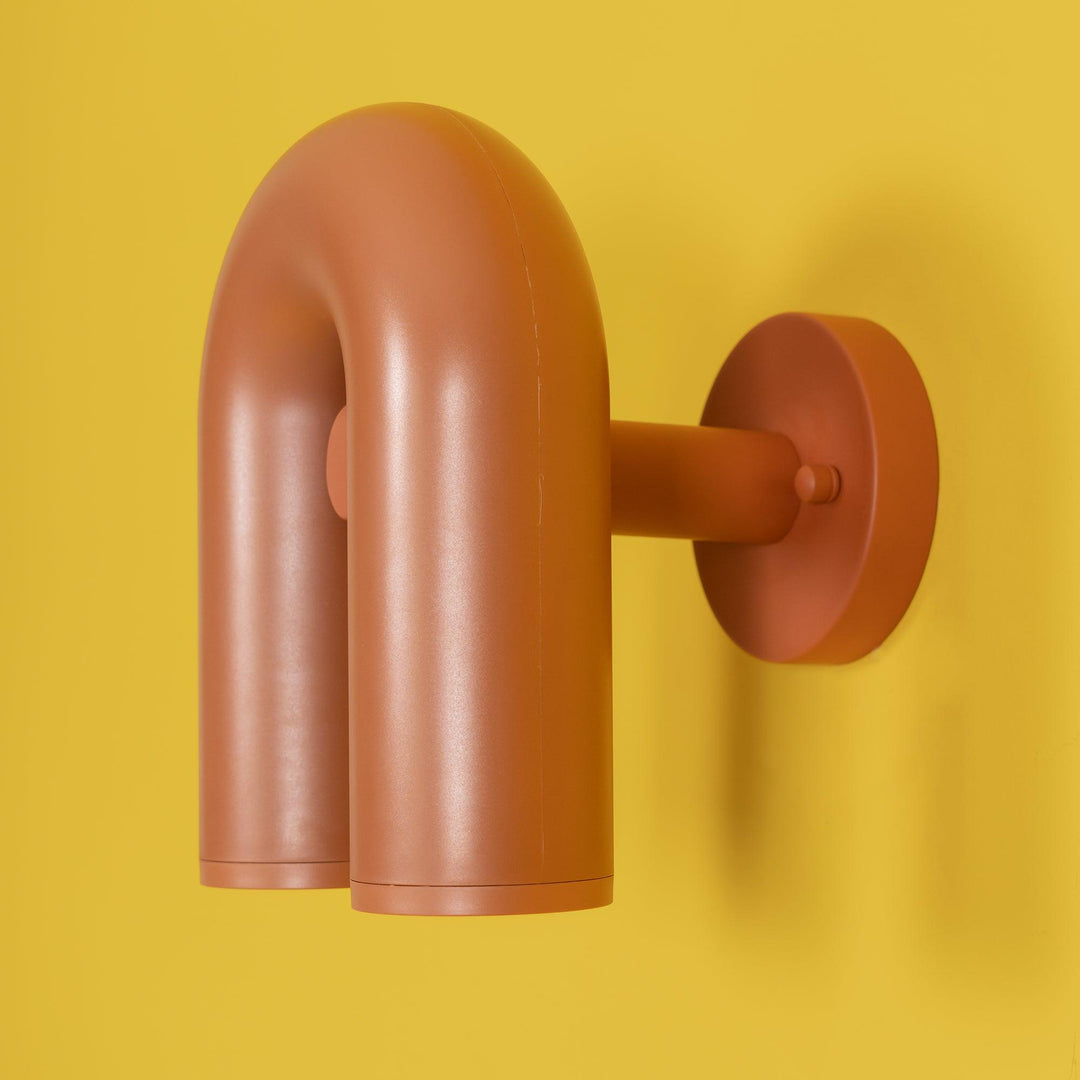 Circus Magic - Playful lighting with U-shaped modules | Kalsten