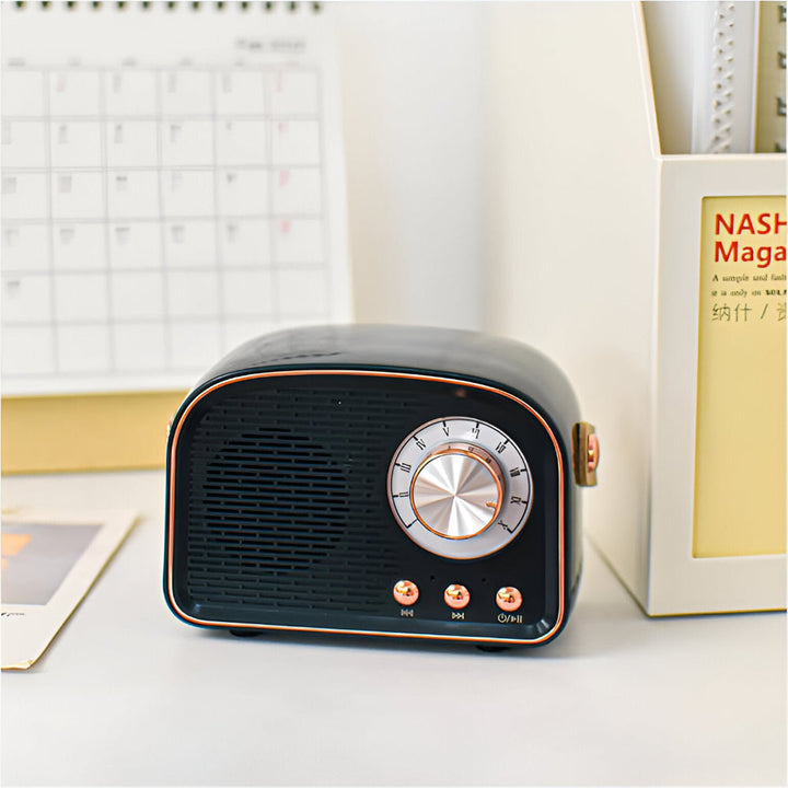 SoundRetro Bluetooth Speaker – Wireless Vintage Speaker with Deep Sound & Retro Design | Kalsten