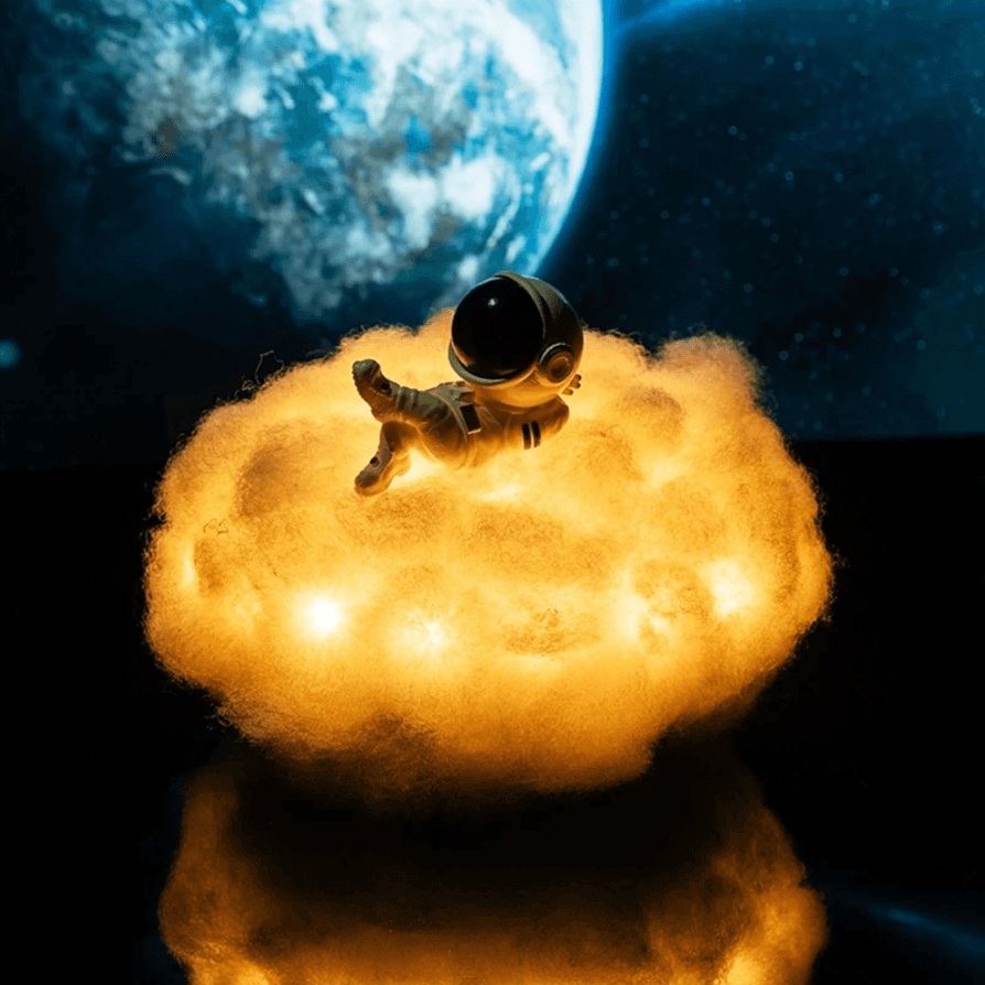 Cute LED Colorful Clouds Astronaut Lamp With Rainbow Effect | Kalsten