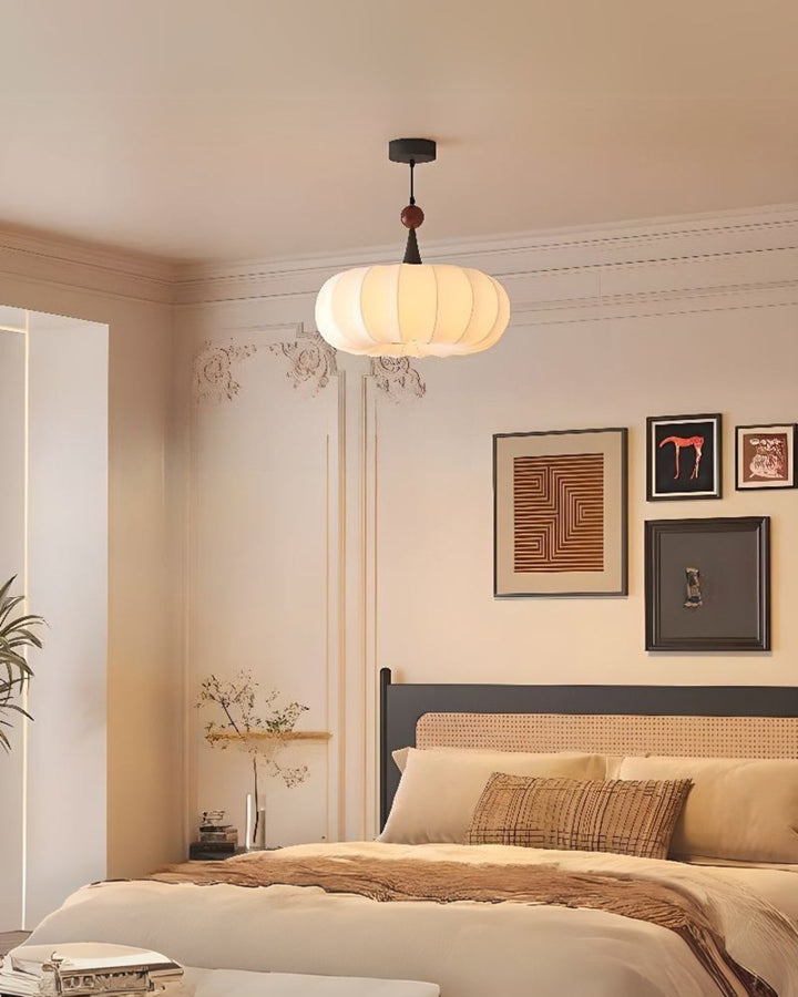 Silk Soft Table Lamp with Warm Light | Kalsten