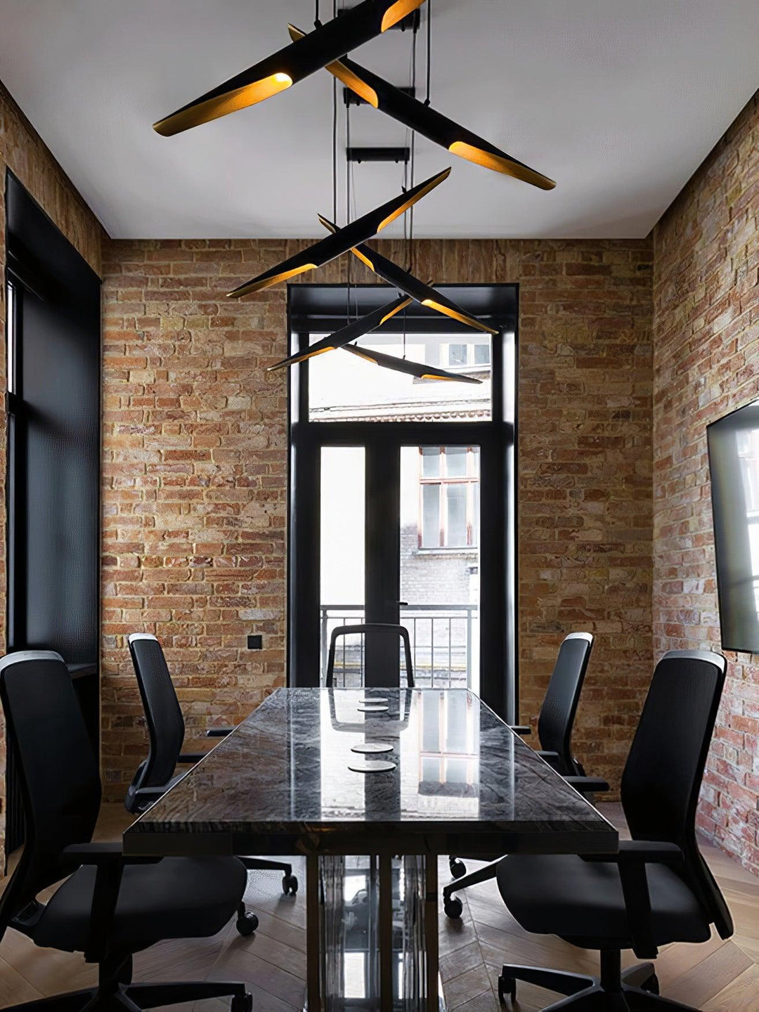 Coltrane Pipe Pendant Light 23.6' | Kalsten