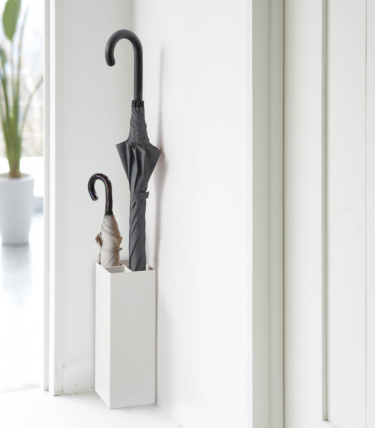 BowLift | Compact Umbrella Stand - Steel