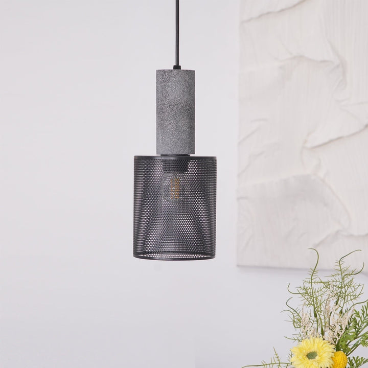 Classic chandelier – Decorative ceiling light with warm, cozy light | Kalsten
