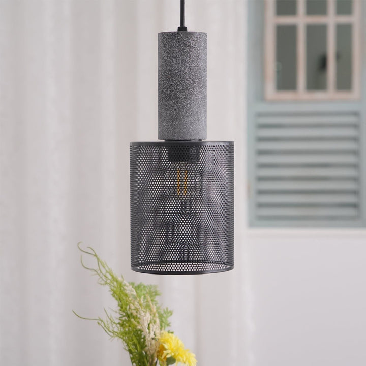 Classic chandelier – Decorative ceiling light with warm, cozy light | Kalsten