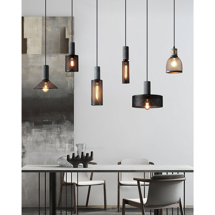 Classic chandelier – Decorative ceiling light with warm, cozy light | Kalsten