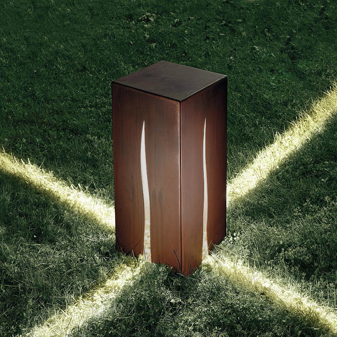 Crack Cube Outdoor Light | Kalsten