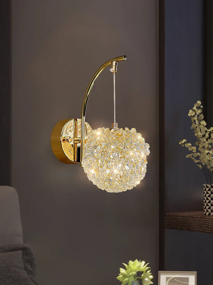 Luxury Wall Lamp of Crystal - Refined Lighting for Your Interior Kalsten