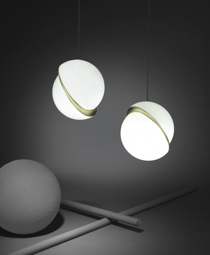 Crescent Houselight Pendant Lamp | Kalsten