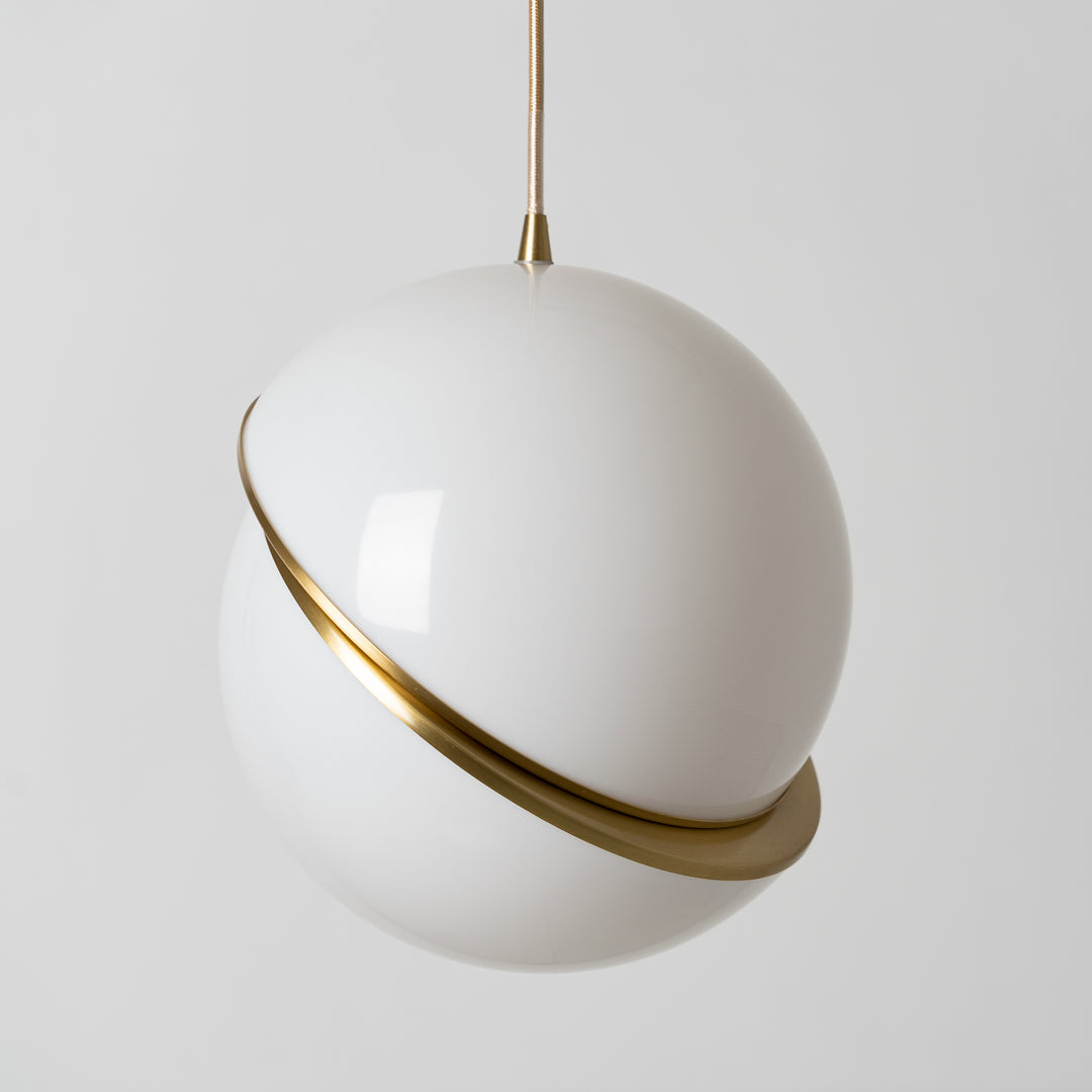 Crescent Houselight Pendant Lamp | Kalsten