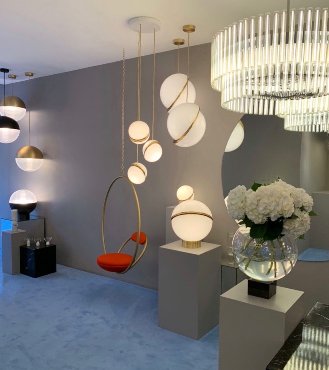 Crescent Houselight Pendant Lamp | Kalsten