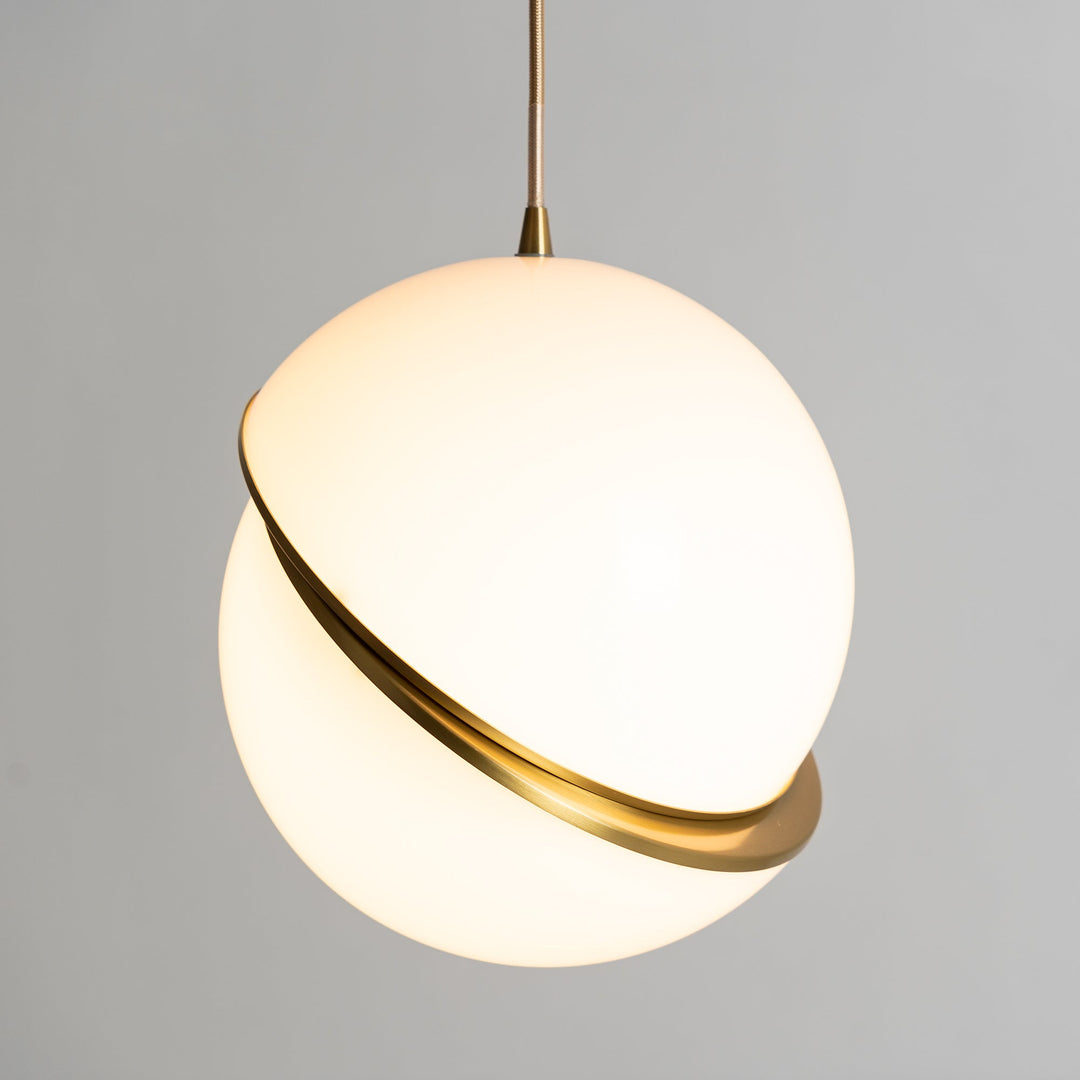 Crescent Houselight Pendant Lamp | Kalsten
