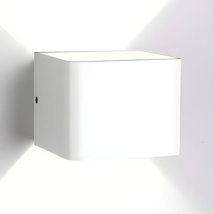 Kalsten | Cubbon LED Wall Lamp Compact Modern Design White