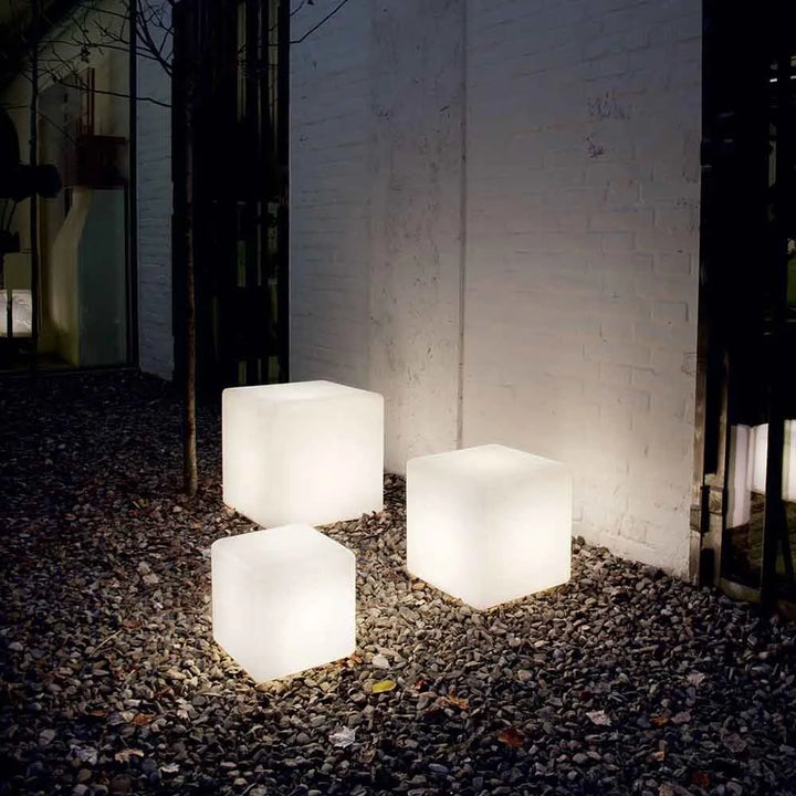 CubeAura Light - Creative cubic garden lamp | Kalsten