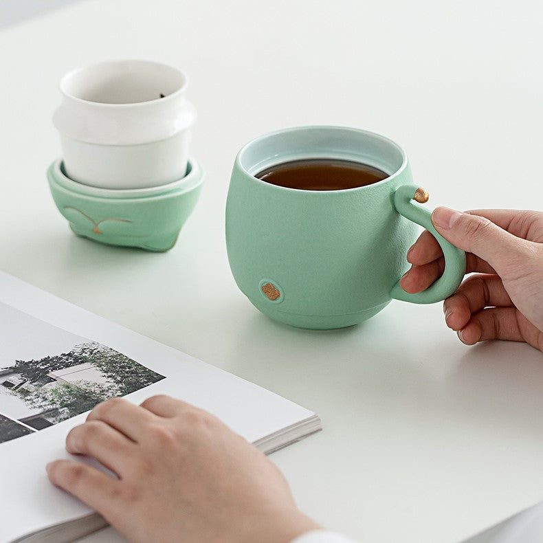 BowLift | Cute cat tea cup made of ceramic with strainer