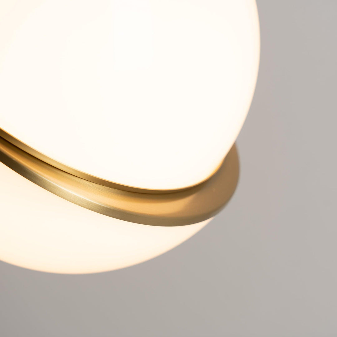 Crescent Houselight Pendant Lamp | Kalsten