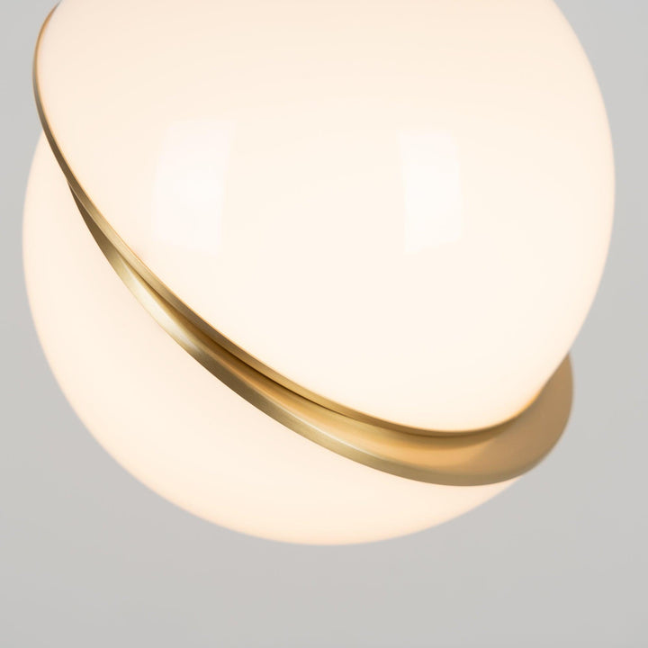 Crescent Houselight Pendant Lamp | Kalsten