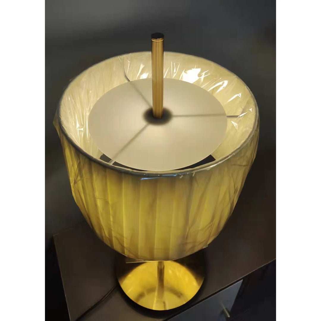 Danona Table Lamp | Kalsten