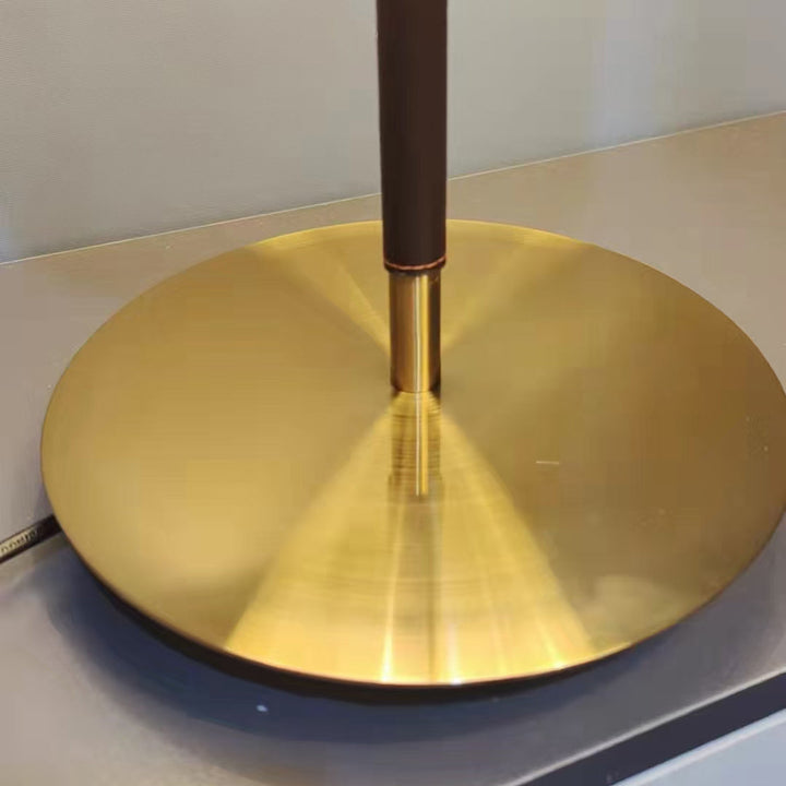 Danona Table Lamp | Kalsten
