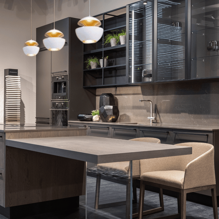 GoldGlow - Luxury Gold Pendant Lamp for Stylish Dining Areas Kalsten
