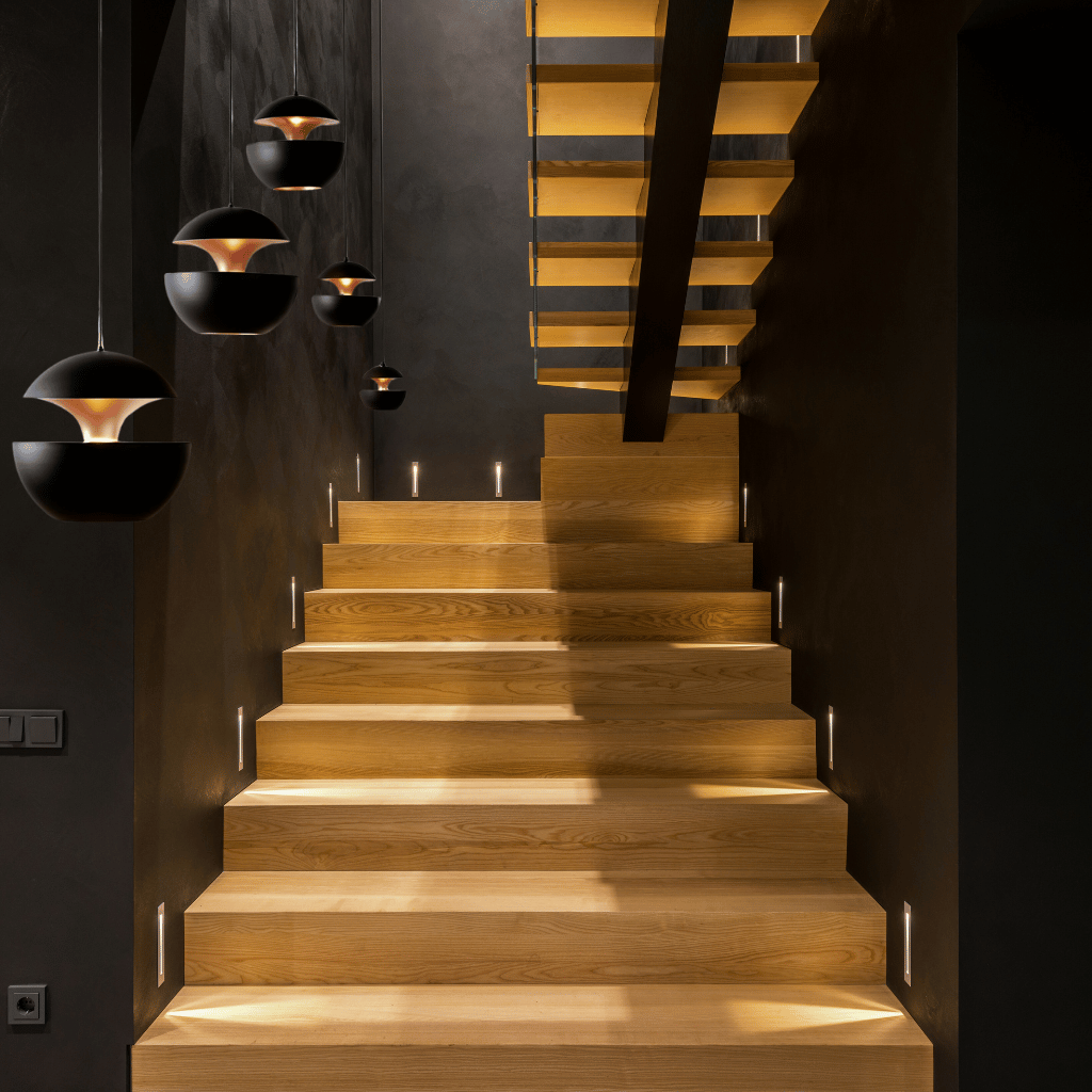 GoldGlow - Luxury Gold Pendant Lamp for Stylish Dining Areas Kalsten