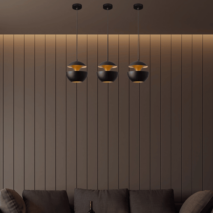 GoldGlow - Luxury Gold Pendant Lamp for Stylish Dining Areas Kalsten