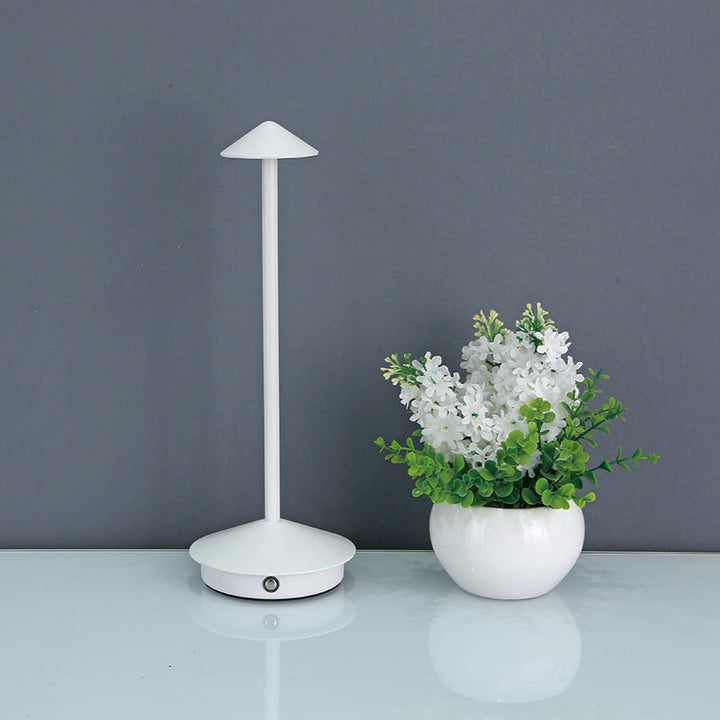 Portable table lamp - Cordless lamp inspired by dimmable Pina Pro | Kalsten