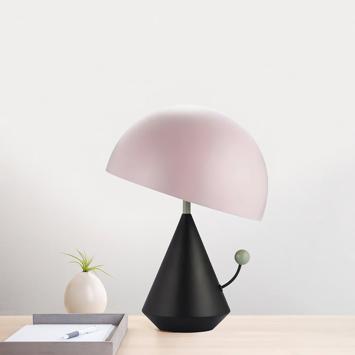 Divina Table Lamp | Kalsten