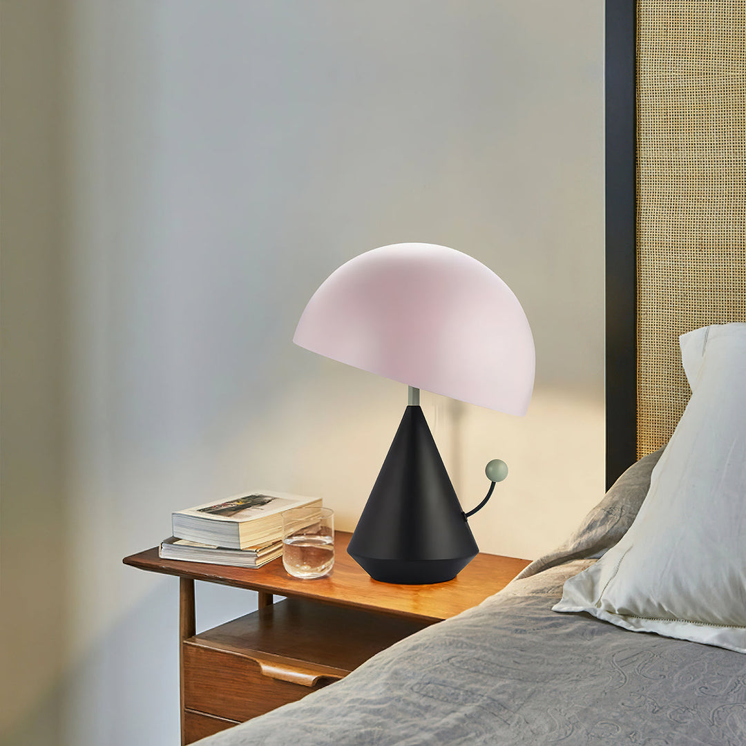 Divina Table Lamp | Kalsten