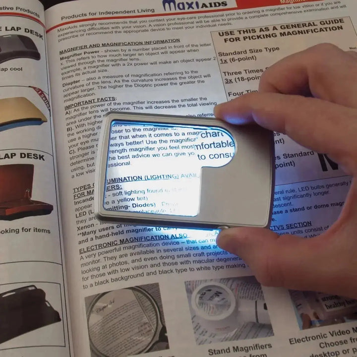 Kalsten | Double Lens Magnifier with LED Lighting – Compact and Pocket-Friendly