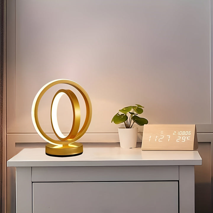 Modern Dimmable Table Lamp - Stylish Metal Design with USB Kalsten
