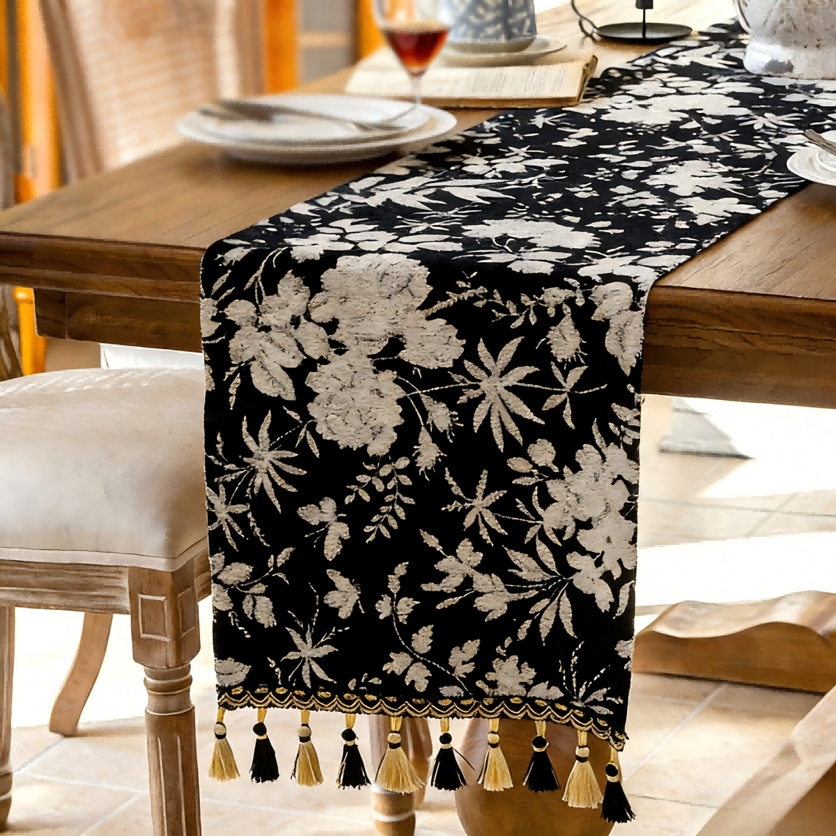 BowLift | European and American - Style Chenille Tablecloth