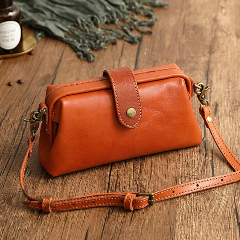 Norvella Shoulder Bag of Structured Imitation Leather for Women | Kalsten